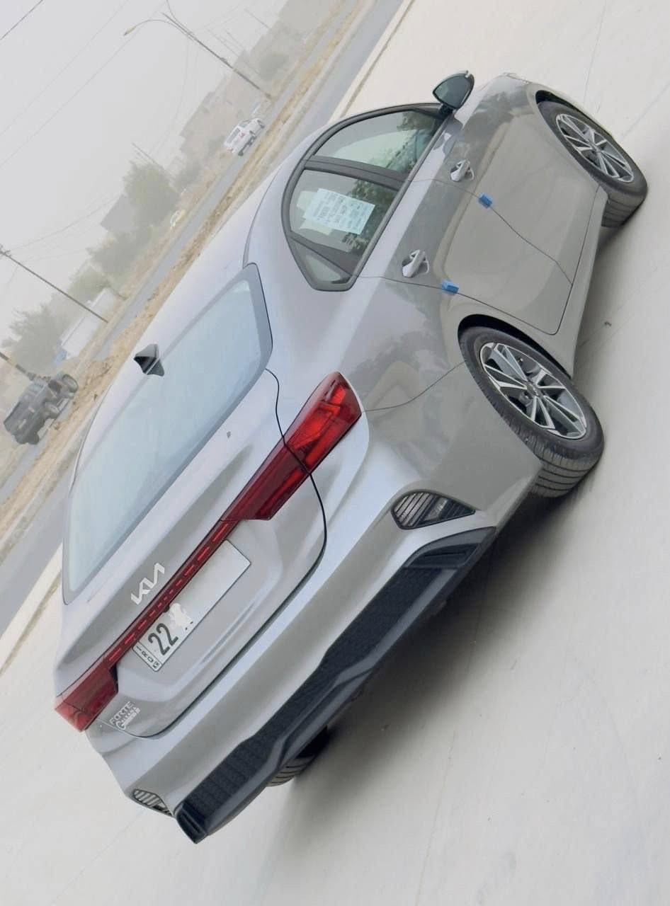 للبيع فورتي 2024 امريكي سمنتي
مرقم اربيل جديد ماشية 6 الف فقط
الحادث باب مبدل اصلي نص جاملغ خلفي صبغ
محرك 2000 دوش
المواصـفـات :
+ويل كب
+شاشة كبيرة ايباد
+كامرة خلفية
+رادارات انامي جانبي خلفي
+تحديد مسار
+مثبــت سرعة
٣وضعيات قيادة
+توقف ذاتي عند الاقتراب
+تحكمات ستيرن
+اشاير ب مري 
وباقي المواصفات المعروفه
اخوان مكلف ب النشر  .
لمعرفه السعر وباقي التفاصيل 
التواصل على الارقام التالية
*********** 
***********
