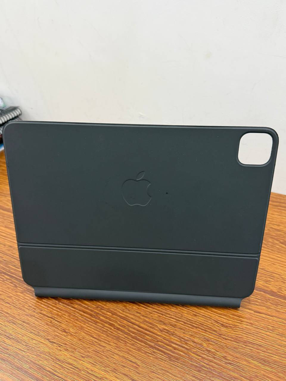 ماجيك كيبورد ايباد برو حجم ١١ معالج m2  اصلي ابل السعر ١٧٥ علماً سعر الجديد 490 الف


**إذا كنت صاحب هذا الإعلان وتريد حذفه لأي سبب، رجاءا أرسل رسالة إلى الدعم الفني**