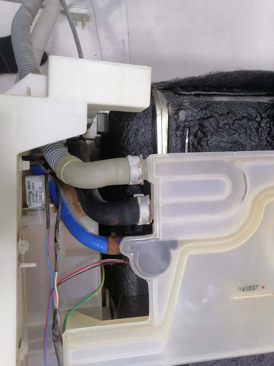 صيانه ثلاجات مجمدات جميع اجهزة التبريد
🧰(((ورشة متنقلة في جميع أحياء كركوك)))
 🧑‍🔧🧑‍🔧صيانة موقعية داخل منزلك لصيانة وتصليح 🧑‍🔧🧑‍🔧
#االثلاجات ..🫕♨️
#البرادات🌀
#عارضة المحلات🔌
#صيانة السبالت🚿🪛🔧
#صيانه غسالات اوتوماتيك وعاديه 
 الأجهزة الكهربائية المنزليه🏘️
: ورشة اسطه محمود كركوك 

💥للاستفسار.... ⬇️☎️
*********** 
ملاحضه مانطلع اله وانت راضي
💫🙏💫🙏🙏💫🙏🙏💫🙏💫
