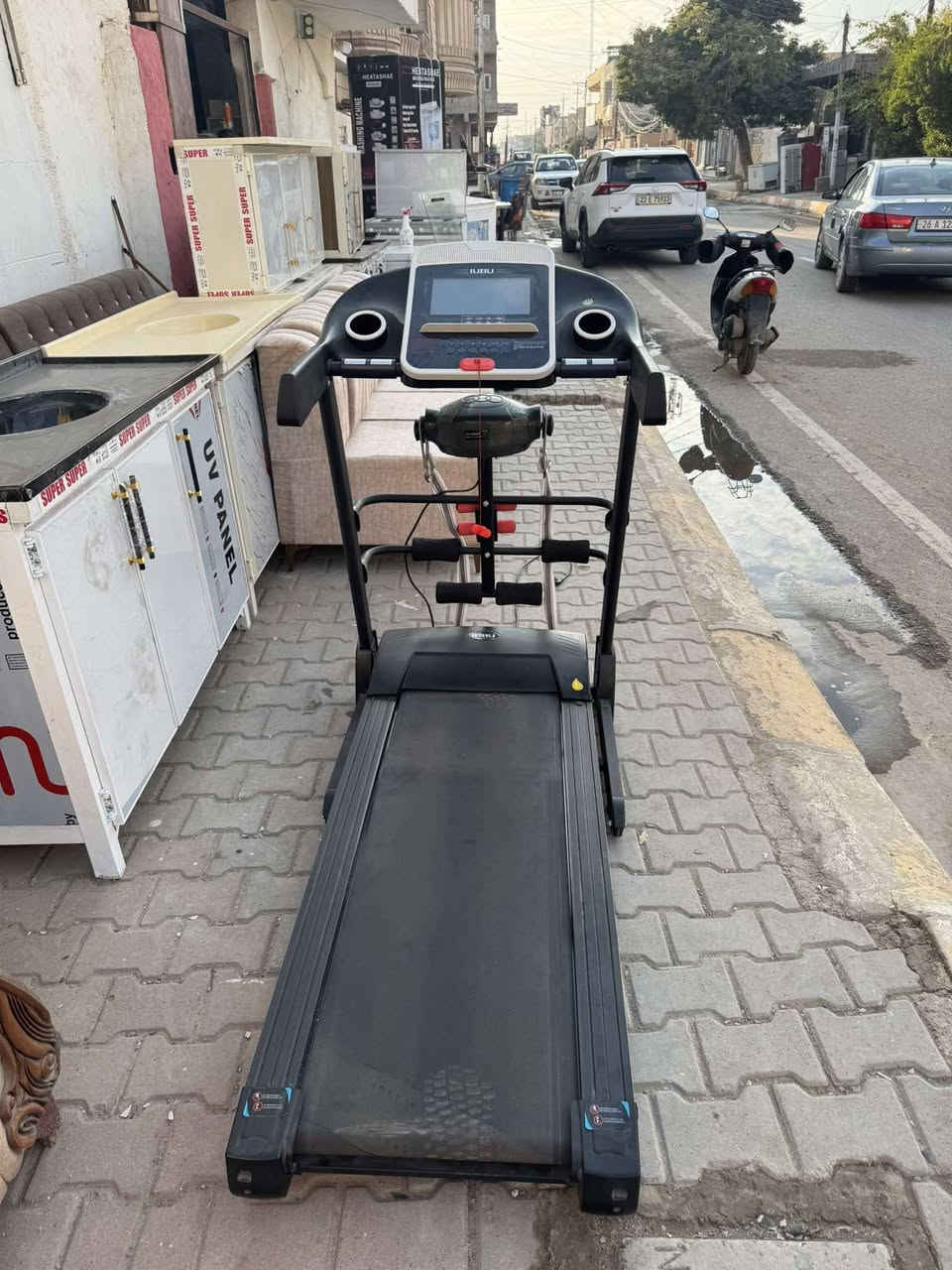 معرض زياد للاثاث المنزلي
جهاز جري تركي بعده جديد اي عيب ما بي 
كهرباياته كله شقاله  وبي مال جتف 
تكريت شارع الزهور خلف افران الكرخ لستفسار نتصال ***********
