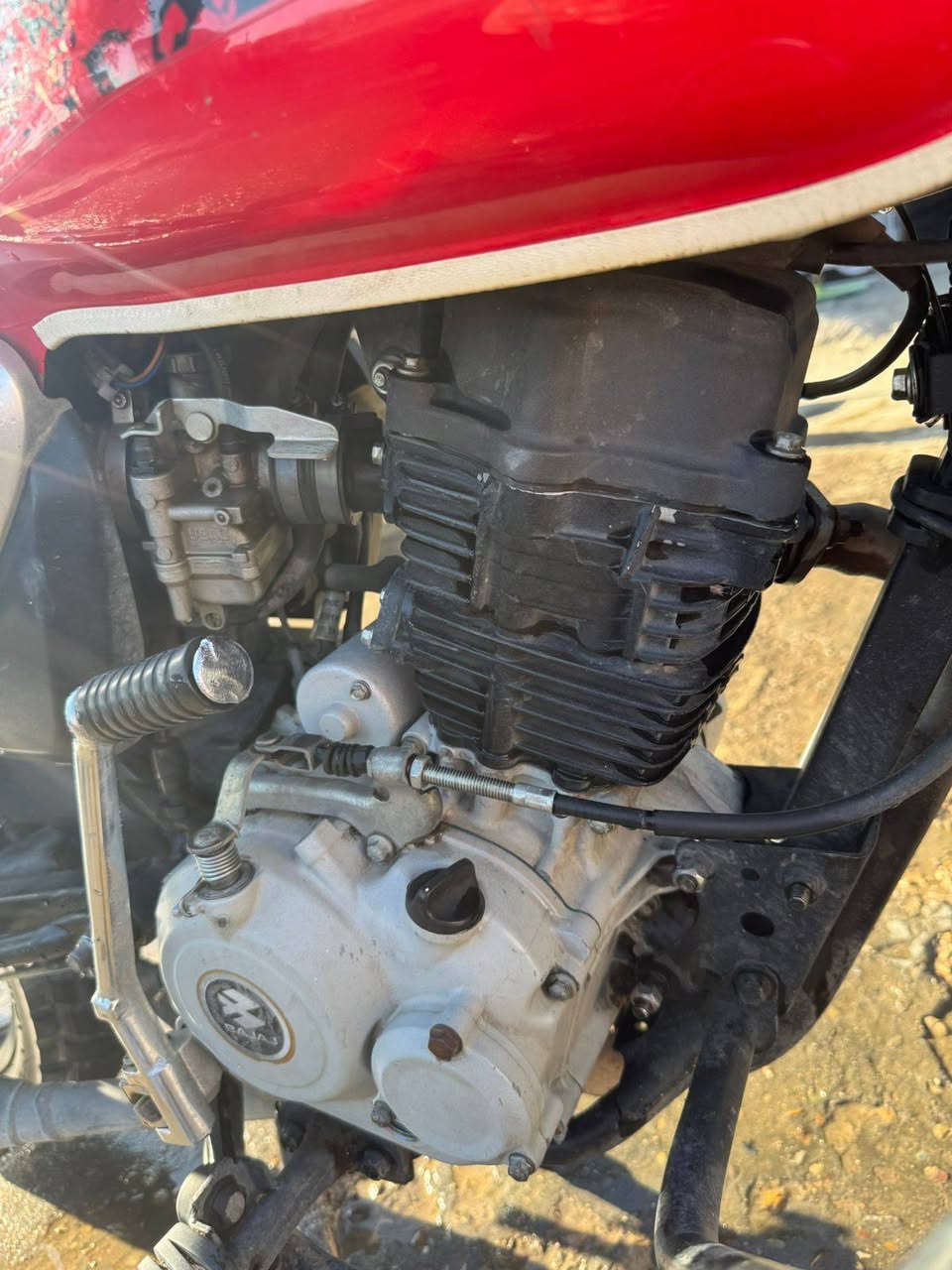 سلام عليكم دراجه بوكسر للبيع الدراجه نضيفه المكينه اوراق اصولي مكمركه مامفتوحه ماشيه 59الف 
بكاني بغداد مدينة الصدر قطاع 40الدراجه مال بيت مامشتغل بيهة دليفري ابد السعر2300وبيهة مجال 
رقم التواصل ***********واتساب فقط متواجد 24ساعده
