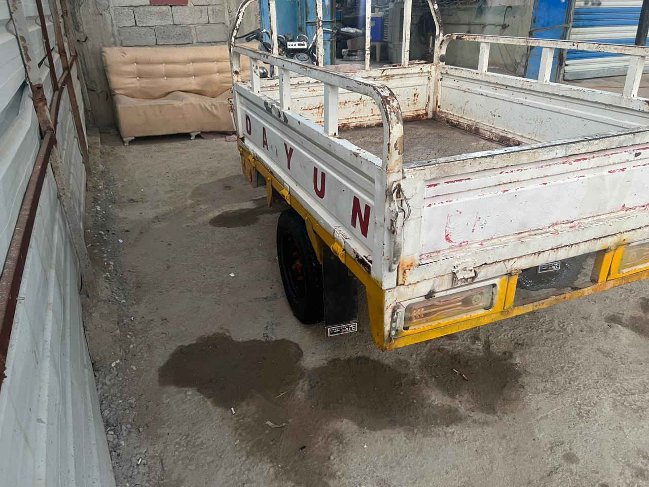 ستوته للبيع 2015اوراق
ستوته جاهزه مابيه نقص محرك مفتوح 
 مكاني شطره السعر 1200وبيه مجال
 الشراي يتصل ***********
