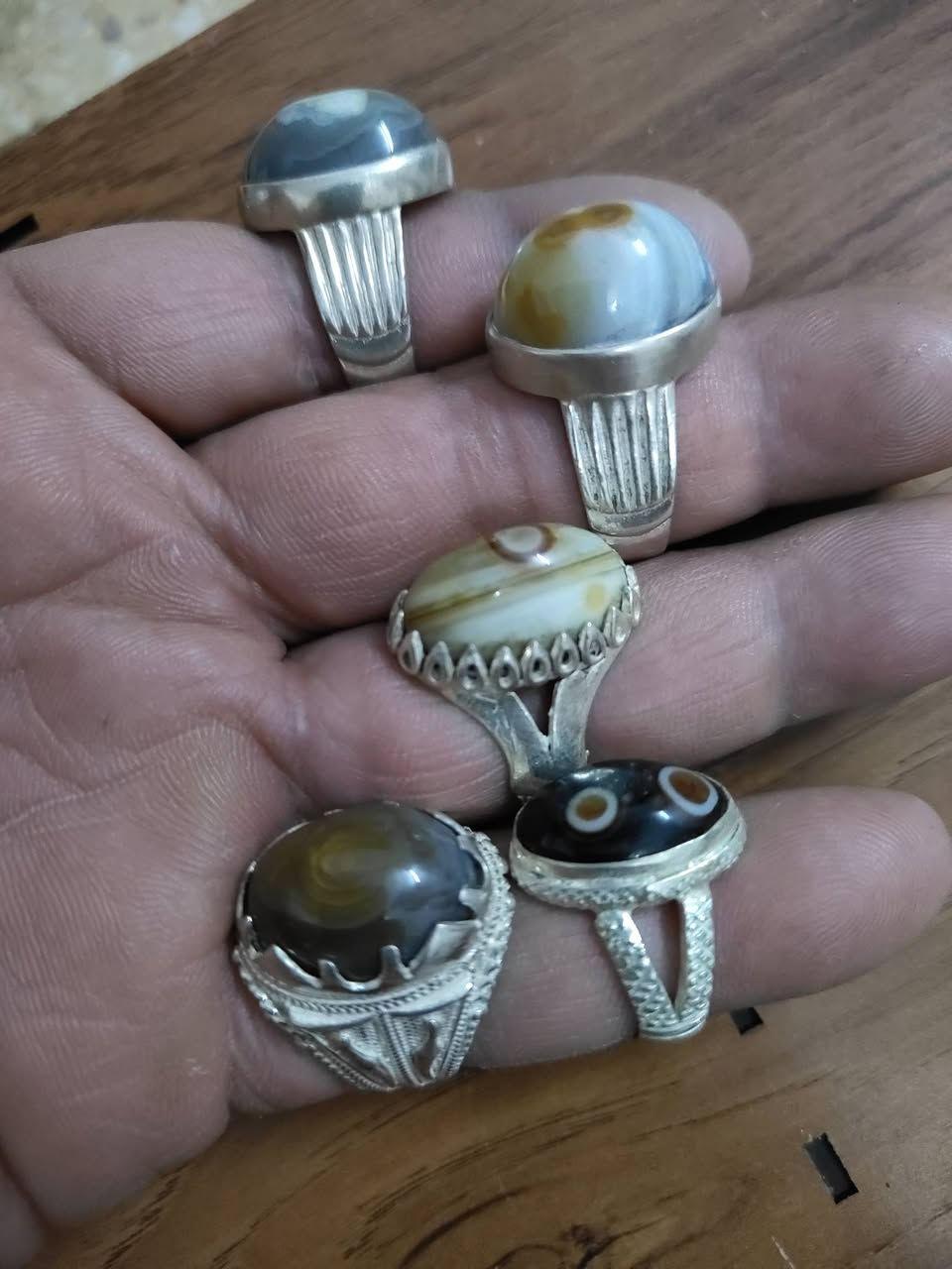 مرحبا 5محابس ب150مكاني ميسان يوجد خدمة توصيل ***********
