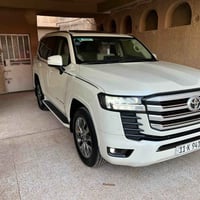 لاندكروز ساز 2025 بعدها بالضمان مكفوله ماشيه 18000 فول مواصفات معروفه ...