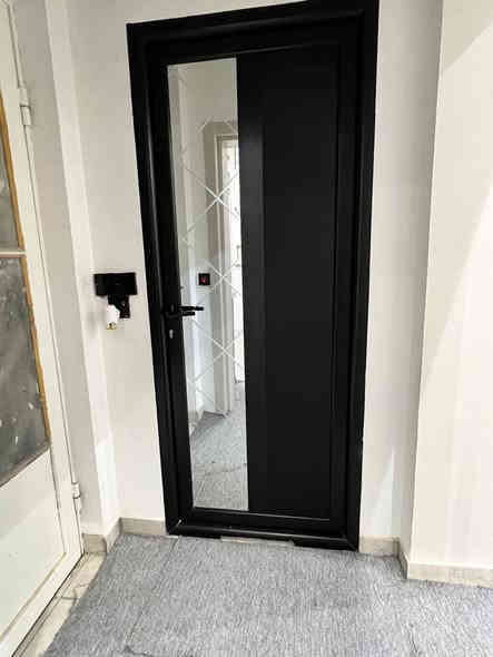 الدار للبيع ركن المساحة 60متر طابق ونص                             البوبيات قبل اسواق برتقالة عامود 53 
السعر 115 مليون 
***********
