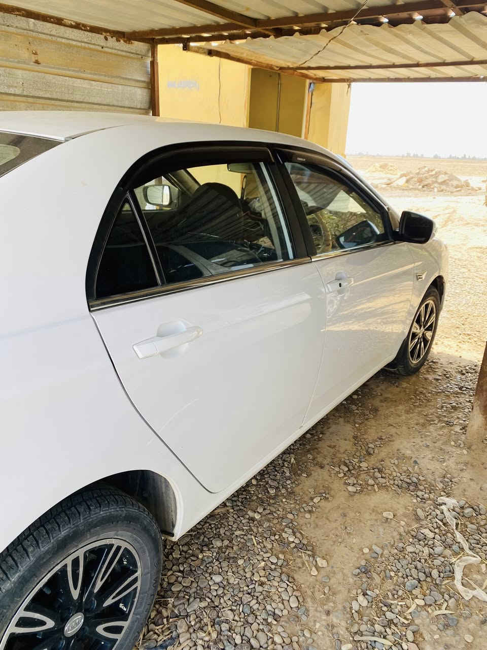السلام عليكم BYD F3 للبيع ماشيه 73الف السياره بدون ضرر فقط بيها باب السكن شخط رقم سليمانيه باسمي تحويل ثاني يوم الاتصال /***********
