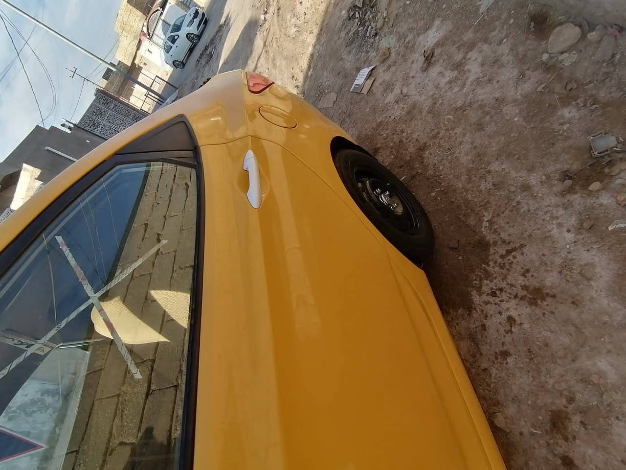 سلام عليكم اكسنت للبيع ٢٠١٢ مكفوله من تبديل وضربه مكينه ١٦٠٠ كير عادي رقم قادسية مصفر هيه وغرامات راعيه يريد مداور تخم تاير حداديه تبريد شغال السعر 76 مكان ديوانية  الدغاره رقم هاتف ***********
