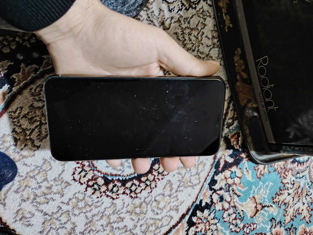 ١١ برو ماكس شرط ممفتوح و لا البطارية معلايه بس السماعه الداخليه ما تشتغل مرارس ب ١٣ برو ماكس و انطي فرق مكاني الموصل


**إذا كنت صاحب هذا الإعلان وتريد حذفه لأي سبب، رجاءا أرسل رسالة إلى الدعم الفني**