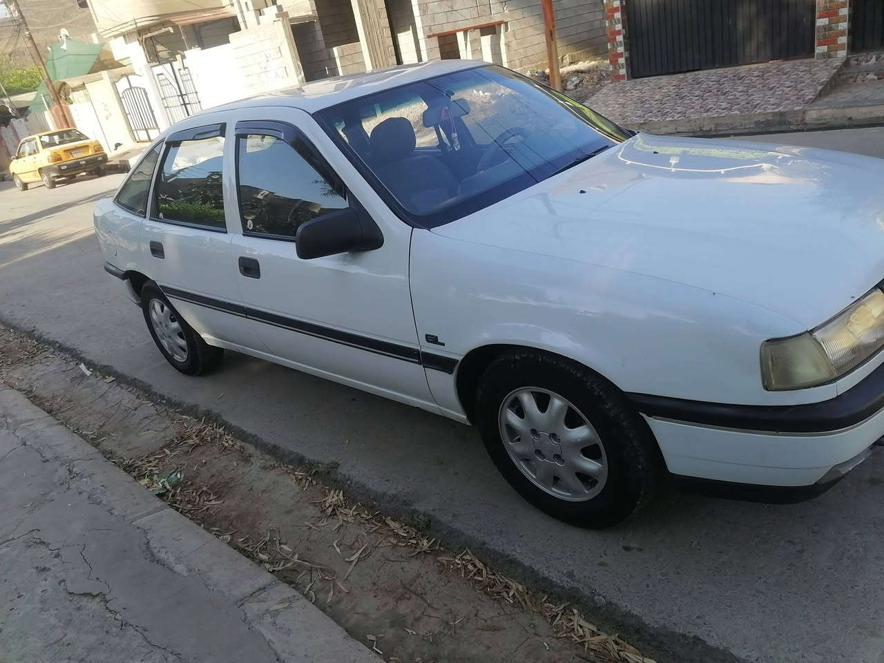 سلام عليكم اوبل فيكترا للبيع موديل 90 محرك 16 بي بصرف باسم الشرعي تحويل مباشر السعر 45 وبيها مجال صبغ ما بيها فقط الدوائر صبغ شركه نظيفه السياره كهربائياته كلها كامله وكربون بانزين


**إذا كنت صاحب هذا الإعلان وتريد حذفه لأي سبب، رجاءا أرسل رسالة إلى الدعم الفني**