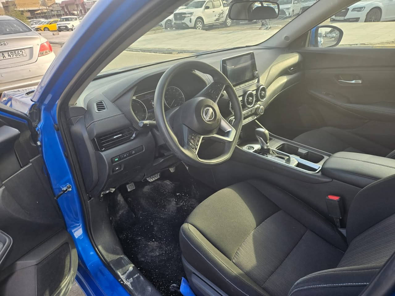 سلام عليكم نيسان سنترا موديل 2024 دخول جديد فئة ال SR معروفه مواصفاته سياره جديده ماناقصه سياره مكينتها 4سلندر 2000
 سياره تايرات حجم 18 ويل كروم  سياره شاشه كامره تحكم ستيرن كروس سرعه نضام تحذير اصطدام سياره حادثها مال امريكه موجود بل منشور حره بدون رقم سعرها١٣٠ وبيها مجال بسيط للشراي  مكانها ناصريه مركز
للتواصل ***********
