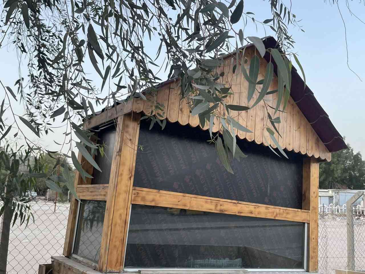 السلام عليكم ميز للبيع المكان النجف للستفسار رقم ‭٠٧٨٣ ٠٨٨ ٧٥٦٩‬
