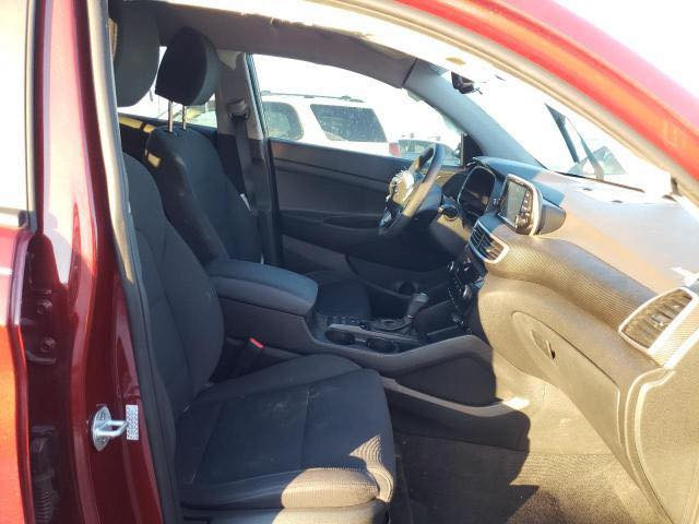 سلام عليكم توسان اللبيع مديل 20
المواصفات 
بصمه +بصمه ابيبان
حسام امام وخلفي -حساس مري 
بصمه تشغيل

مكينه 2400جيتي 

سايد بريك كهرباء
سياره فول عده الفتحه 
ملاحضه سياره مصبوغه عام وهاي حادثه ول سونار 
السعر 139بيه مجال رقم الهاتف /***********
