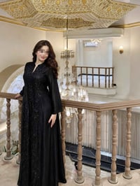 أسود فاحم • تطريز يدوي • مقاسات L-3XL
