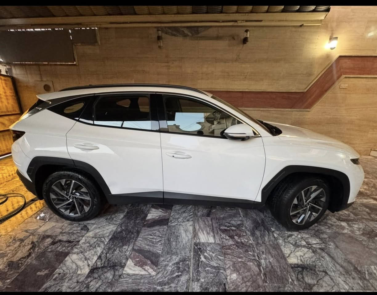 هيونداي توسان 2024 خليجي مكفولة من جميع النواحي سيار مغلفه من داخل ب200دولار
رقم إنكليزي بغداد بإسمي

سعرها 207وبيها شي بصيط

السيارة فول مواصفات عدا بنرامه  ماشية23 ألف

محرك 2000

تشغيل عن بعد

بصمة تشغيل

شاشة ديجيتال

2 مقاعد كهربائية

مري شفط بإشارة

حساسات أمامية وخلفية

 أوتو هولد

نزول منحدرات

نظام ABS

مانع تزحلق

شحن وايرلس.بلوتوث، USB

مكاني طالبيه بغداد

***********
