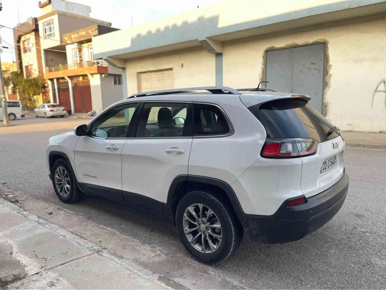 جێب چیرۆکی ٢٠١٩
سەیارەکە  تەنها بۆنیتی بۆیاغە بێ ناو بێ ئێڕباگ
دوو شوین کارت و تەعدیلی بچولی پێوەیە
سەنەوی و هەزەی نوێیە تا ٢٠٣١
پانۆڕامایە  بەسمەیە شەغالە زۆر مواسەفاتی تر
شوێن ڕانیە
نرخ١٣٨ گەڵا
***********
*********** رانية, السليمانية
