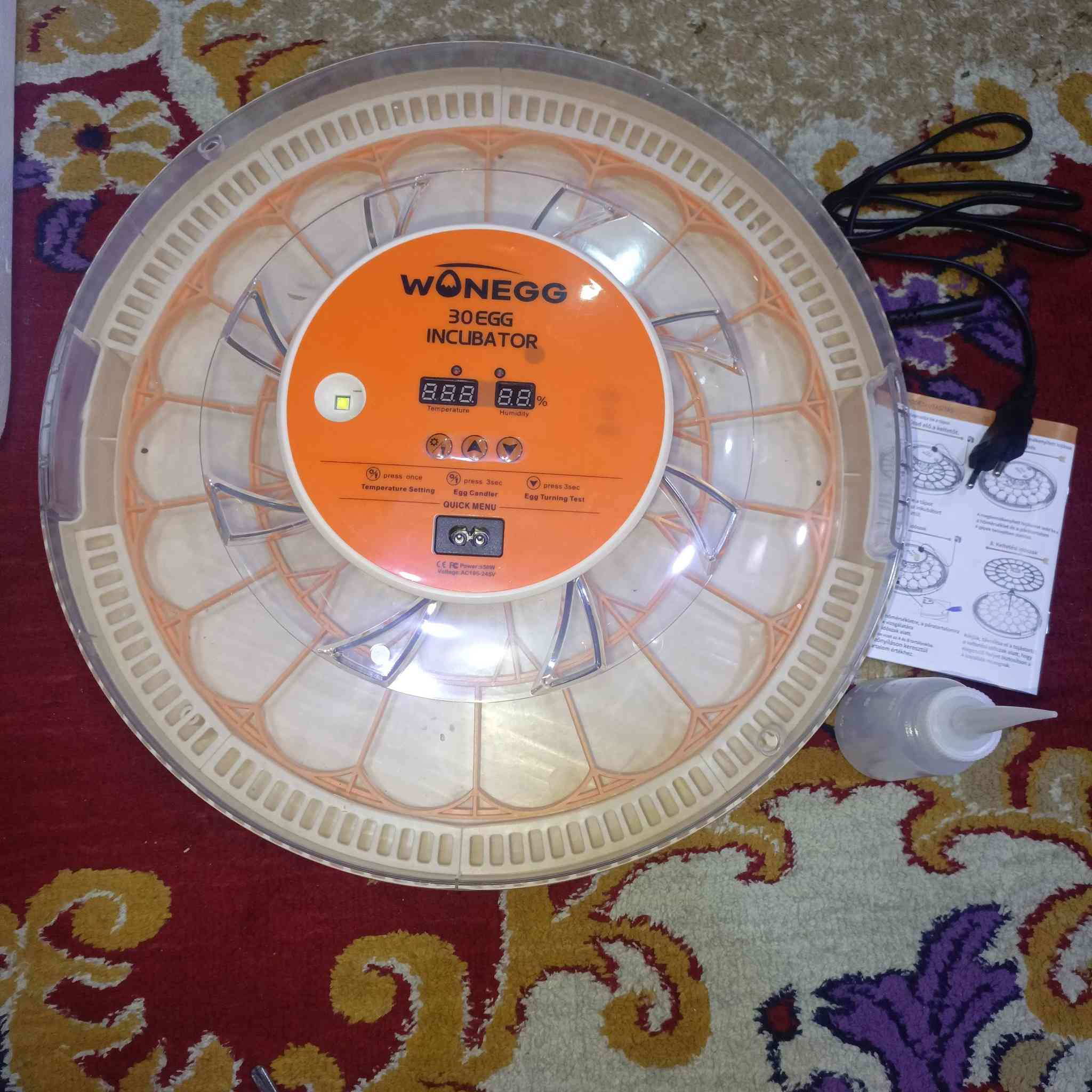 سلام عليكم متاح فقاسة جديدة كارتون 30 بيضة نسبة الشد 100بل 100 .مكاني كوت واسط دور  العمال..السعر 60الف رقمي ***********
