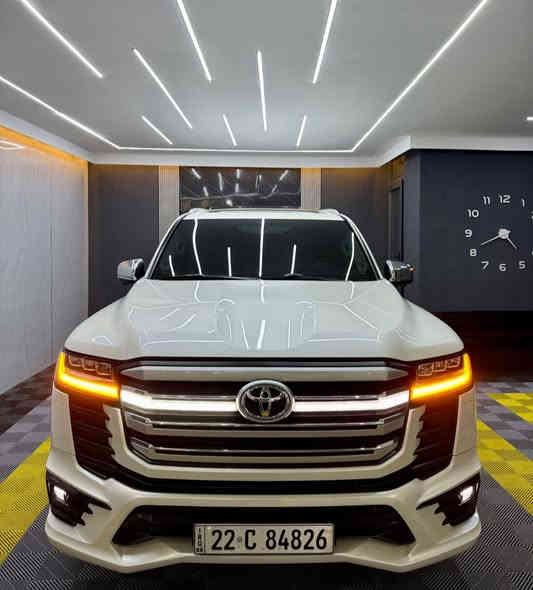 ‏Land cruiser 2023 VX Limetd 
‏39,000 KM📦
لاندكروز VX (Limetd)  
مخلف PPF
الضمان تيوتا العراق ساز
(سياره بدون بدون موراوس )
‏‎سنة الصنع: 2023
‏‎ضمان شركة SAS
كل غراض بلادي موجود
٥ كاميرا 
ماشييه  39  الف  كم 
‏‎المواصفات :
-المصابيح:  LED
-كاميرا  360
-رادا أمامي خلفي جانبي
-نظام الصوت JBL
محرك 6 سلندر تنفس تبيعي
‏‎- فتحة سقف ( سلايد ) 
-٣ شاشات
شاشات ترفيه خلفية
‏‎- مقاعد جلد-تدفئة-تبريد
‏‎- مقاعد كهربائية
مقاعد امامية تبريد
⁠تبريد وتدفئة امامي خلفي 
‏‎- بصمة الابواب 
‏‎- صندوق كهربائي
‏‎- مصابيح LED و زينون
-7 راكب 
-شحن واير ليس 
-حساس امامي خلفي 
‏‎- حجم العجلات 20 inch 
مكفول كفاله عام كلشي مابيها بل باكيت
مكفولة كفالة عامة من الدعامية إلى الدعامية
‏‎ بدون صبخ .بدون بارد  ،بدون رصعات ،بدون حتى شخط
‏‎دعاميات هم بدون صبغ ،رمل مابي ،لحية بدون صبخ ..بقية كلها بشرط
محرك كير بشرط مامفتوح
‏‎سيارة حيل نظيفة كلشي عل بلاد لوك
‏‎سنوية زنكة كلشي جديد مدفوع لـ2029
‏‎باسمي السنوية بشرط تحويل و خرامة 
‏‎سيارة مابيـها دينار مصرف كامل من كل نواحي
رقم شيمالي  سلیمانی
نفسي يوم /تحويل و وكالة حاظر 
مكانك /داخل سليماني
سعر 745$
⁠***********📞
