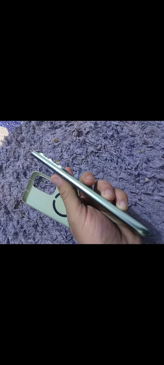 سلام عليكم تكنو سبارك 40 برو بلس ذاكره 256 بطاريه 5200 شاشه 144 هرتز كامل ملحقات سعر 275 بي مجال مكاني مدينه الصدر *********** بغداد, العراق
