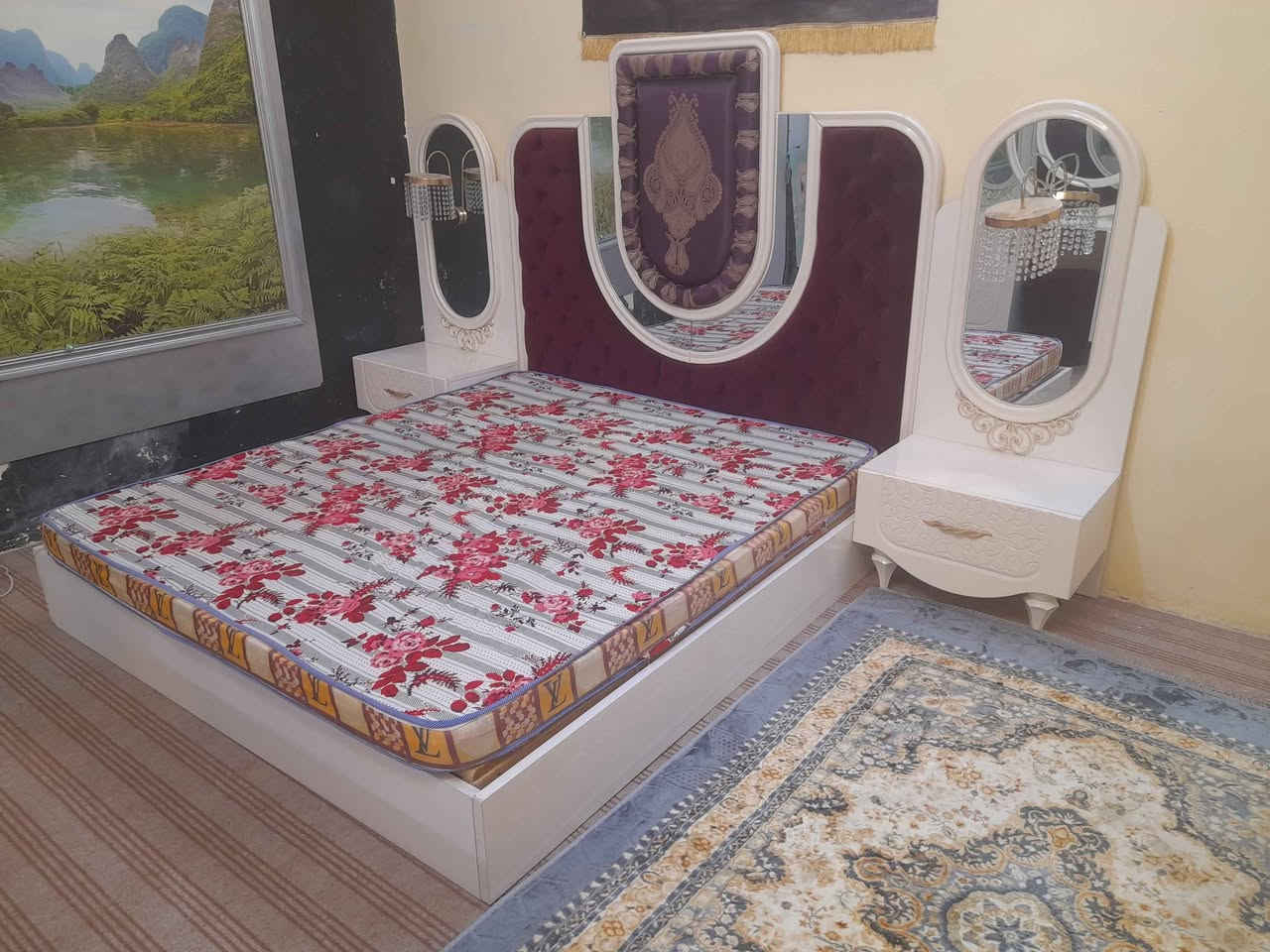 غرفة نوم تركي 
السعر ٥٠٠ الف قفل 
عنوان بصره زبير 
*********** وتساب الزبير, البصرة
