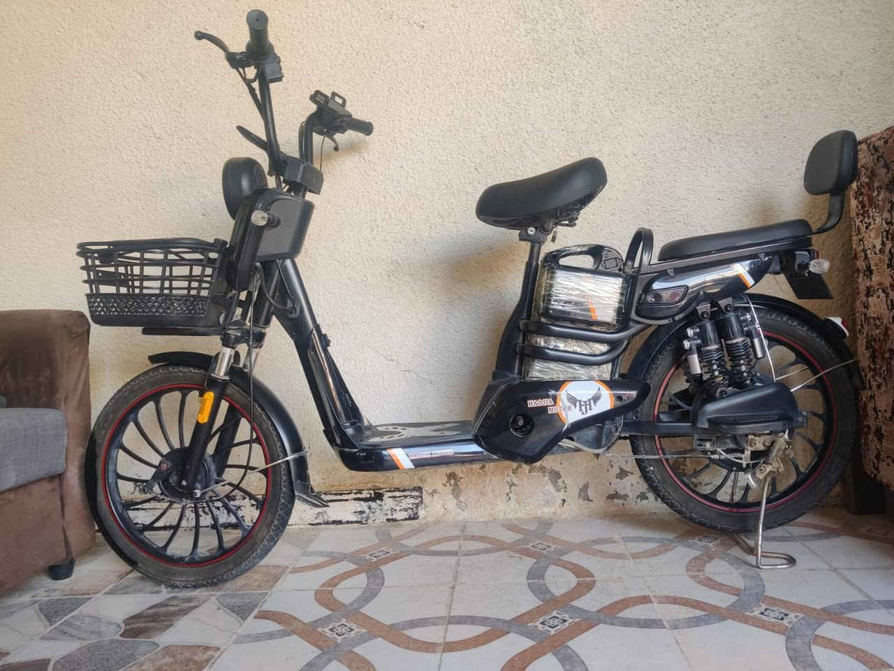 السلام عليكم ورحمة الله وبركاته دراجه شحن موديل 25 للبيع السعر قفل 250 الف *********** رقمي للتفاصيل اكثر
