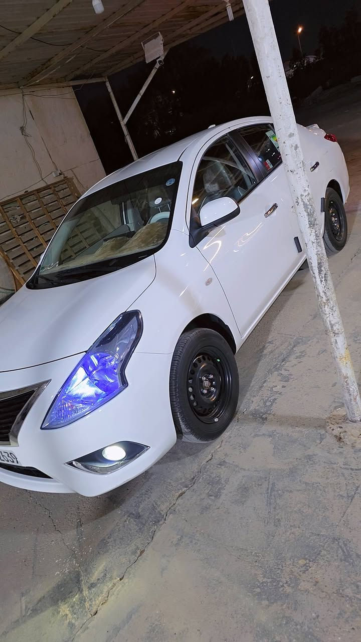 نيسان صني هندي 2025 اربيل ماشي 7 الف فقط سياره جديد حيل دوشمه كامله بيه طخه بل قبق الجنطه باقيه ع حطته الموقع البصره المعقل السعر 126  رقم موبايل ***********/***********
