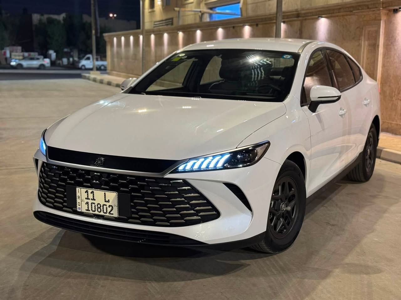 بي واي دي اخت زيرو كفاله عامه ماشيه الف و نص ع محرك
كامله بدون اي نقص 
السعر 18.350 مكاني بغداد حي الاعلام رقمي***********
