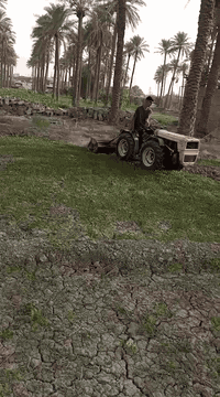 لبيع برتلونة ٢بستم  ٠٧٩٠٥١٨٧٨٠٢     ٠٧٧١٦٨٤٧٠٣