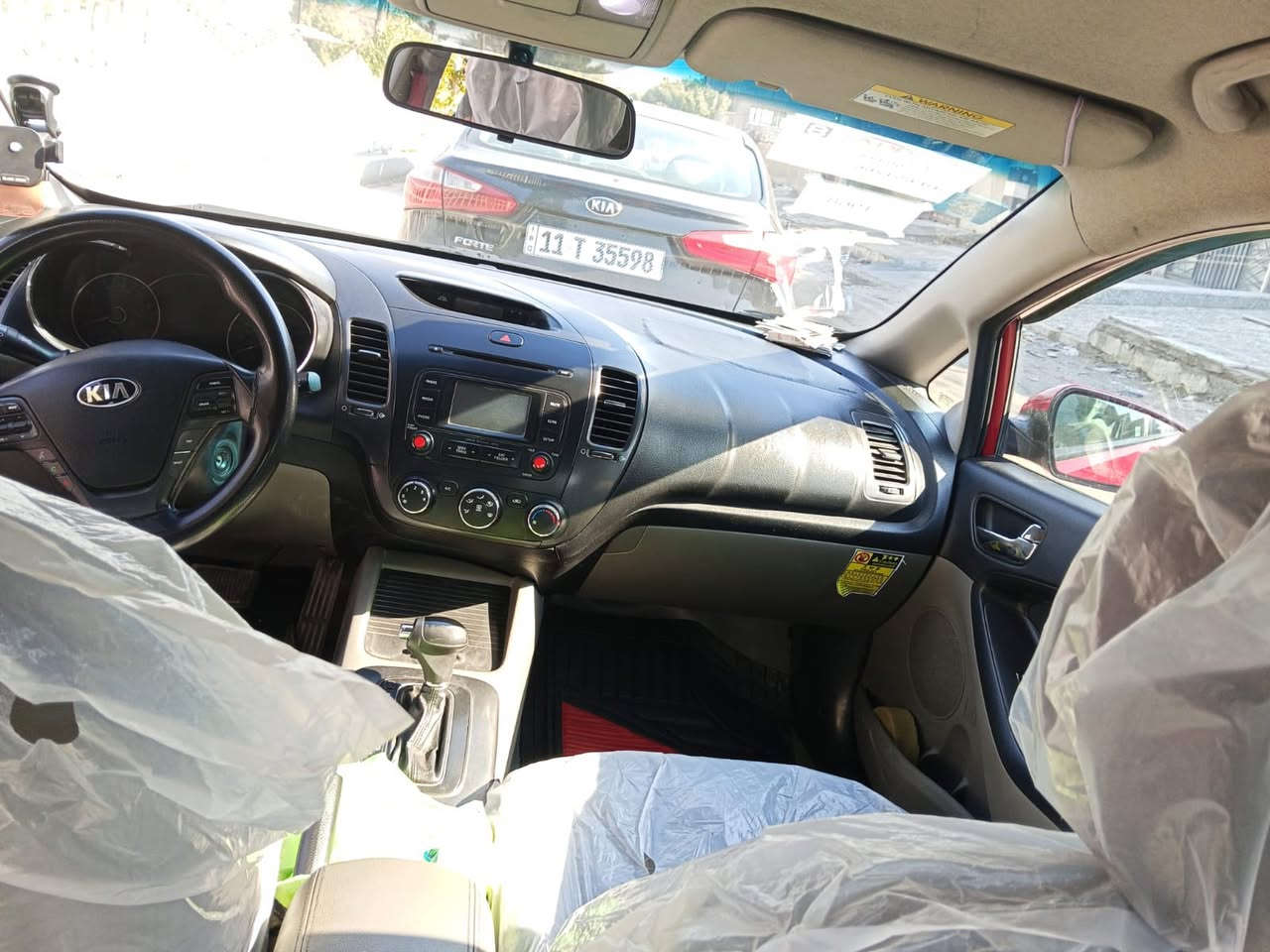 السلام عليكم كيا فورتي موديل 2016 سياره ابسمي جاهزه  مكينه 2000  دوش   سياره  جاهزه حادثه   فقط  البنيد ربعه  نفسه امصلح  سياره ليبل  واحد مكفوله كير مكينه شواصي لغود  داخل  فقط  صبغ البنيد  والبارد الموجود بلسونار   مكاني المشتل   عارضه 110  وبيه مجال  للستفسار   ***********   الرقم الثاني ***********
