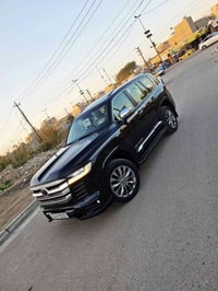 رجائا لاتخلط السعر ببن الvx ,وال GX  بيع اومراوس لاندكروز    ٢٠٢٤   VX...