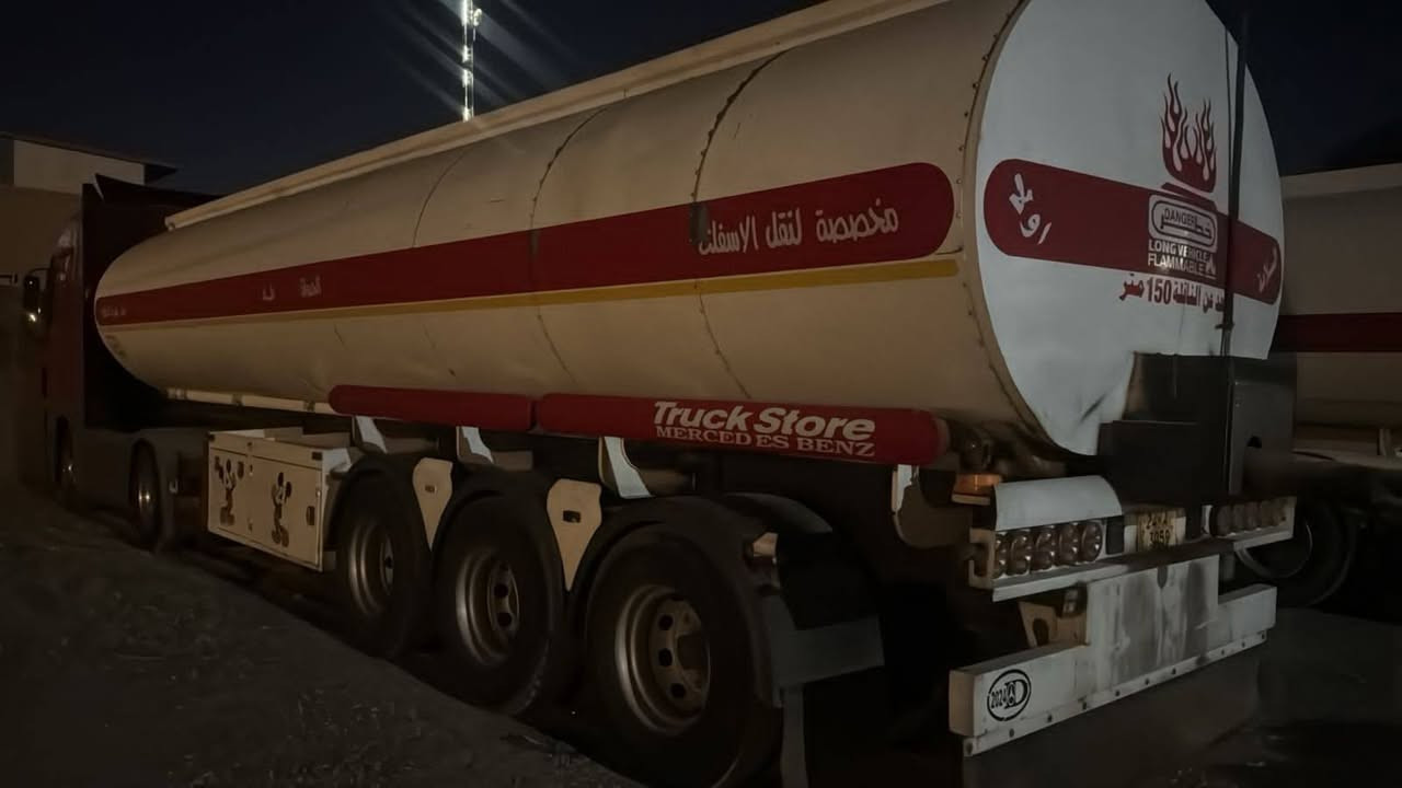 السلام عليكم تانكي تركي تغليف جديد كهربائيات  تخم تاير حموله  ٣٥ طن السعر ١١٥ $  وبي مجال قليل    ***********
