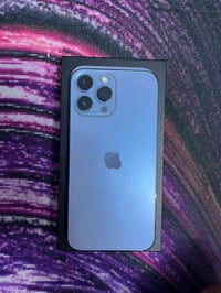 ايفون ١٣ برو ماكس • بدون صيانة • كارتونه اصليه