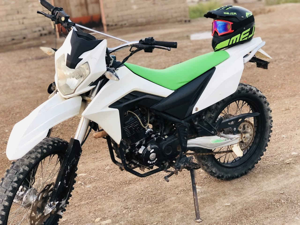 سلام عليكم دراجه لبيع ورقها كامله ***********
