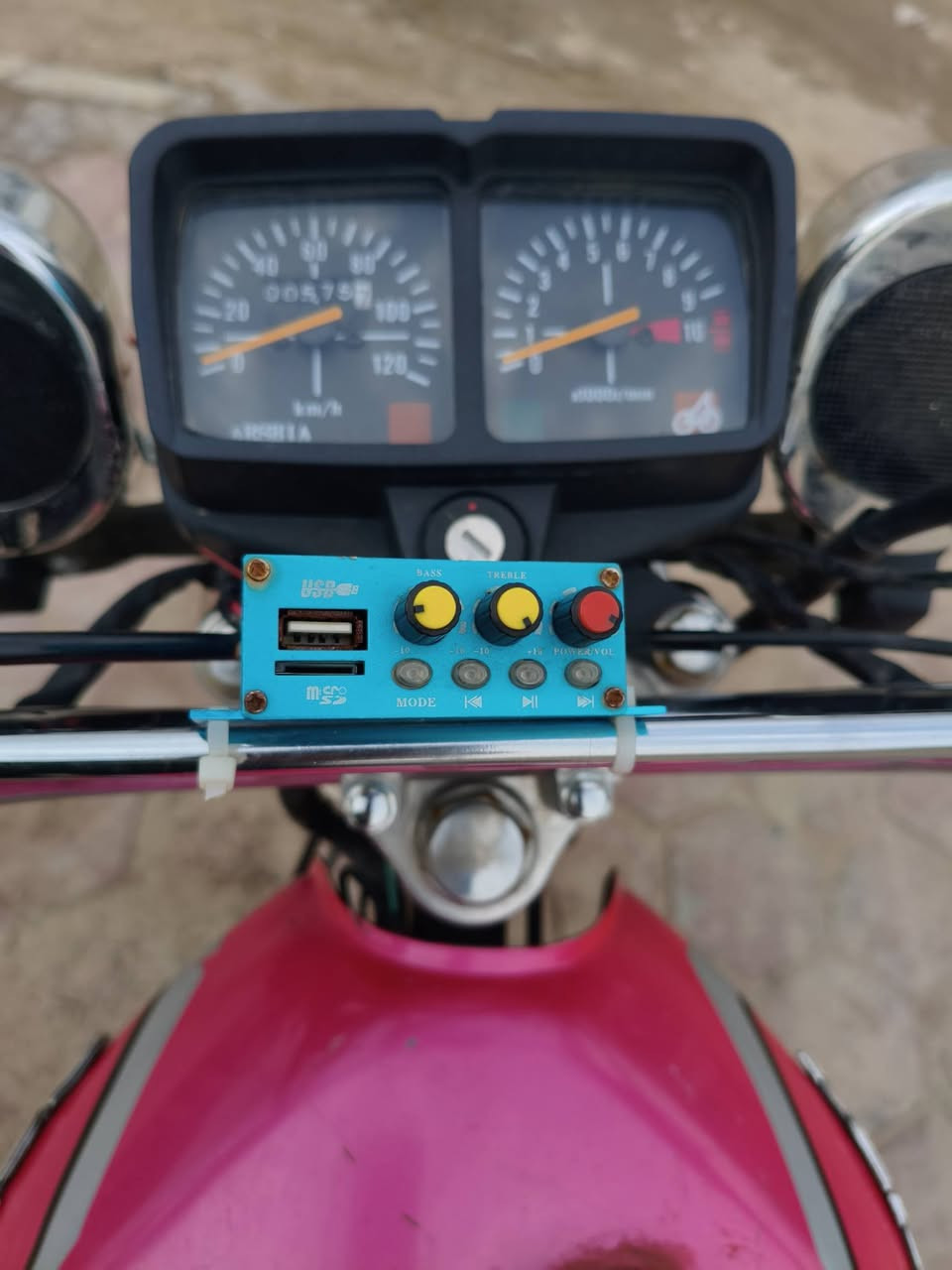 دراجة سونگ موديل 2023
دراجر خير من الله نظيفة ما مفتوحة، 5 اوراق، السعر 550
عنواني: صويرة/ مزرعة (ناحية سيد الشهداء) 
رقمي: *********** + متواجد خاص
