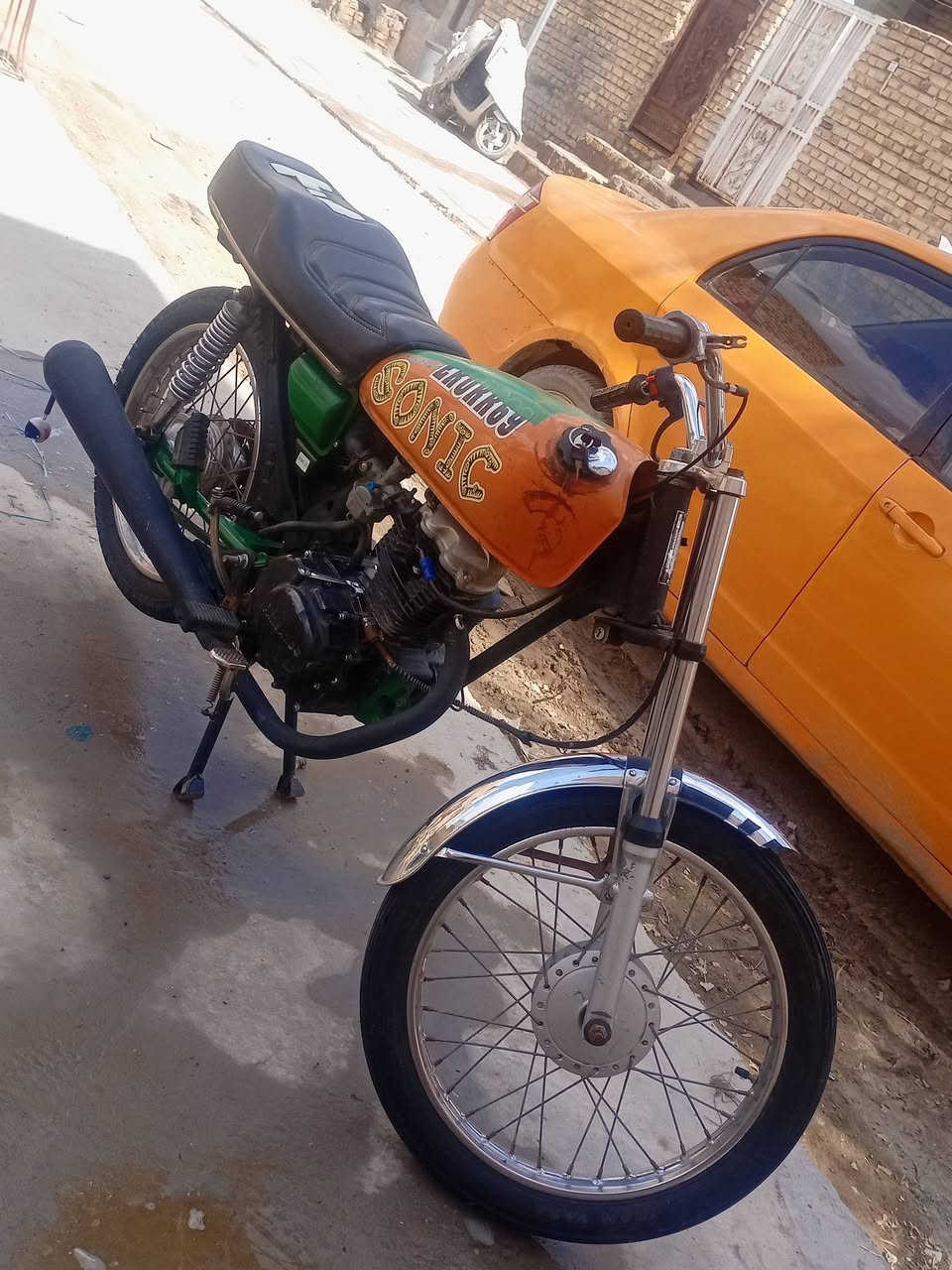 سلام عليكم دراجه للبيع اوراق اوراق اصولي 2015 شاصي ومكينه برفاز مكينته حلوه ناعمه 600 واذا شراي بخدمتك/***********
