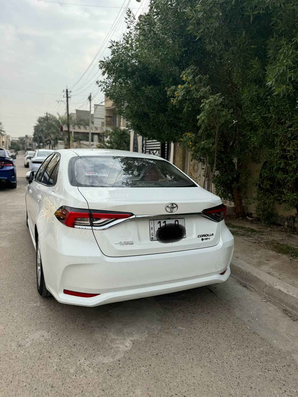 كورلا2024 ماشية 12 الف
كفالة عامة من الزلغ 
داخل جلد اسود 
فتحة 
قطعتين تبريد 
درايف مود 
مكاني بغداد 
***********
