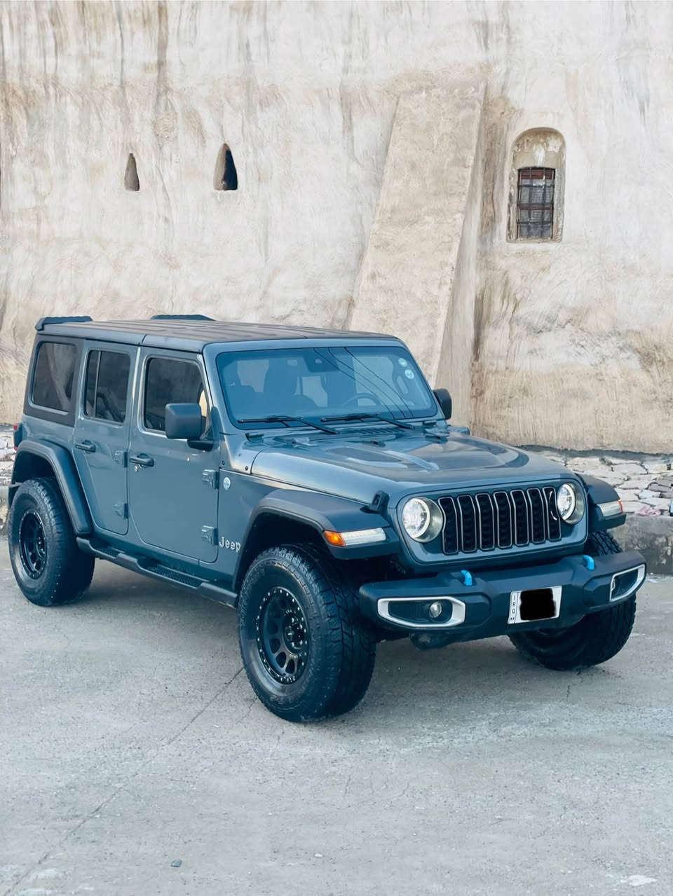 2024 هایبرێد بەنزین كارەبایی فول فول مواسەفات 
٣٠ مایل رۆیشتوە بۆنیتی و چاملغی سوبغە بێ ناو گرتن بێ شانسی بێ تەعدیل بەشەرت تەنها پەرەشوتی سوكان تەقیە و دانرایتەوە یەك دینار مەسرەفی تێدانیە سەنەوی تا ٢٠٣٠ 
نوییە
*********** كويسينجاك, أربيل
