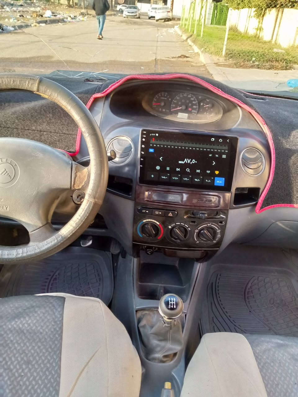 جيلي ام كي للبيع رقم جديد بسمي سنويه شاشه كامره محرك بيه خيط بخار سعر قفل 30 وتصال ***********
