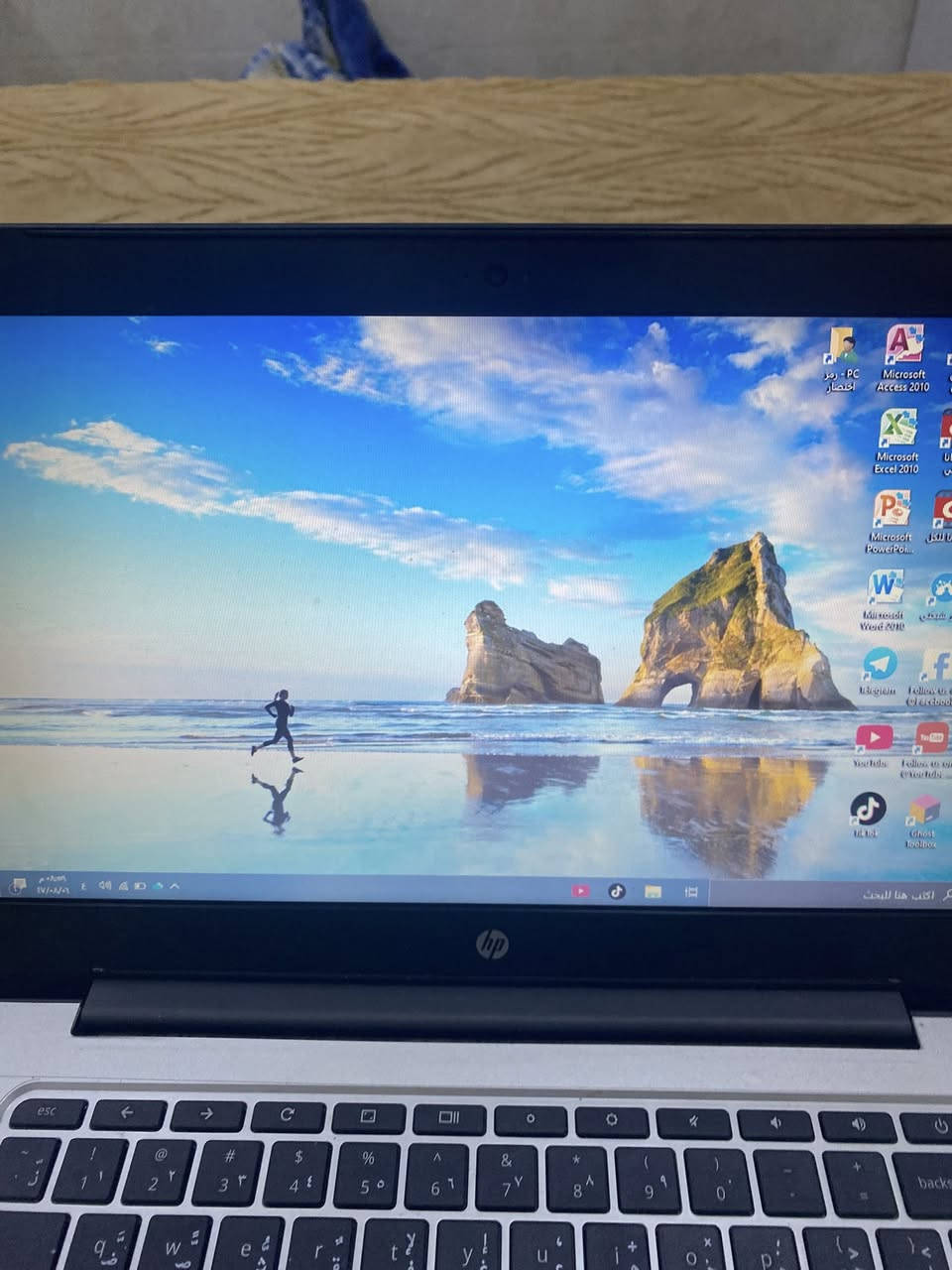 اسلام عليكم عندي لبتوب hpللبيع لبتوب اصلي مو تقليد ولا شي اصلي بي موصفات كلش حلوه ويه شاحنه مالته اصليه ويه ماوس ويه هارد خارجي لبتوب شوفت عينكم عله نضافه مالته سعره 135وبي مجال شوي الله شاهد مو سعره هاذه دوم بس لان محتاج فلوس وريد ابيعه رقمي (***********)عنواني بصره القبله حي الشهداء
