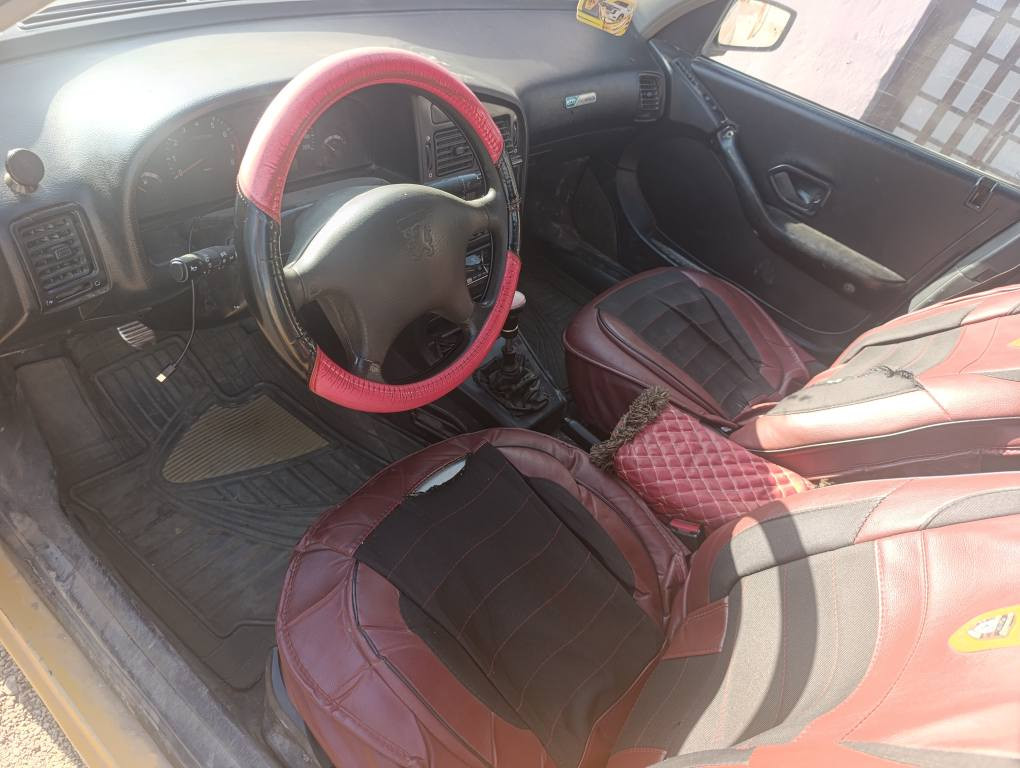 بيع سريع ٢٥ ورقه سياره جاهزه مكينه كير كلج حداديه كلها فول كشر حلو مابيه ضرر فقط طخه صغيره بالجاملغ باتري ومنضومه بانزيل ومحرك كفاله مشط جديد بور جديد كمريسر وتبريد ثلاجه سياره كوزه دبلات خلفيه وبولبرن بسمي تحويل ثاني يوم وبلخير علياخذها اي عمله بتلفون ما اعامل تجي وتكلب وتدلل مكاني مدائن سلمان باك *********** 
*********** بغداد, العراق
