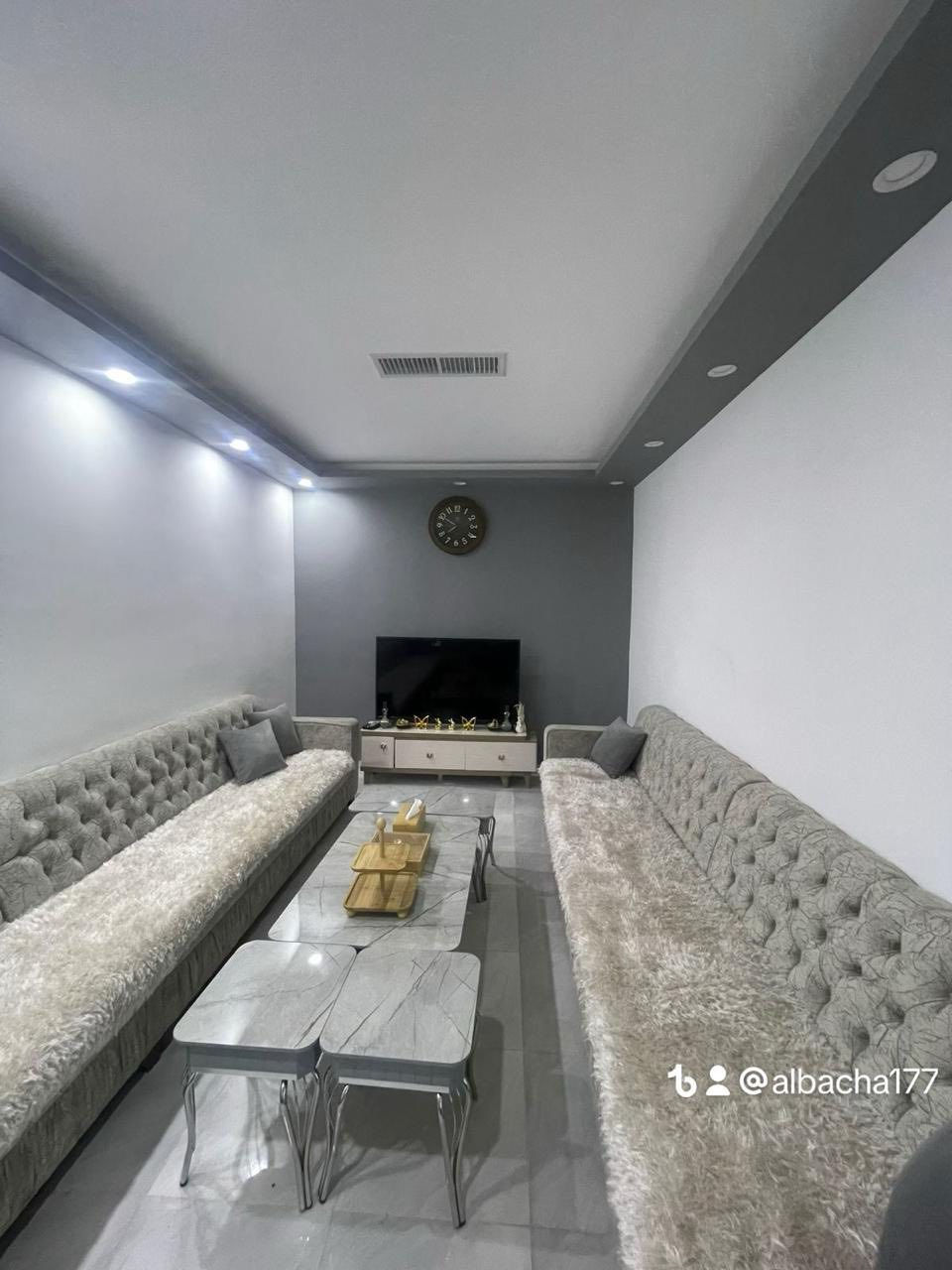 دار بلدية للبيع اوراق كاملة ونضيف 
وبأسم شخص /سنة البناء 2020 
الموقع كركوك حي الواسطي الكفااءات الثانية 
خلف المعارض 
يبعد عن السايدين الرئيسي 100 متر 
المساحة 125 متر واجه 6 ونصف
طابقين يحتوي  ع گراج سيارة وحديقة 
و 4 غرف نوم وصالة وصحيات ارضي وطابق ثاني وخارجي 

💵💵السعر  ع الاتصال💵💵

 1- التعامل يكون مع صاحب العقار الشرعي
2- المكتب  وسيط بين الطرفين ولحفظ الأجراءات  القانونية والتأكد من صحة العقار قبل تسليم اي مبلغ بأشراف قانوني 
——————
3- الرقم الخاص بالمكتب للأتصال ***********
—————
4-موقع   المكتب كركوك حي الواسطي 
سايدين العمارة الخضره مقابل شقق الغاز               ومجاور دكتورة سلوى البياتي 
 🏦مكتب سُلطان العقار 🏦 
 بأدراة أستاذ سيف 
 للأتصال ***********
✅نستقبل جميع عروضاتكم السكنيه والتجاريه في كركوك 💯والترويج لها عبر الصفحه الخاصة بالمكتب
للأستثمار والتطوير العقاري  معنا نحو الأفضل المكتب مجاز من غرفة تجارة ونتعامل بأشراف قانوني
أستاذ سيف
