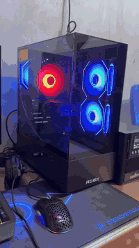 سلام عليكم تجميعة للبيع 
مع شاشة 2k200hz
السعر مع الشاشة 1450 
***********
