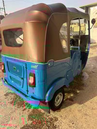 تكتك 2021 كفاله من الزلغ 8700 وبيه مجال بسيط 07736581804 البلديات