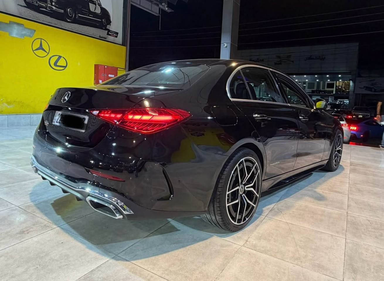 Mercedes-Benz C-300  3024 

بسم الله الرحمن الرحيم

.. گیڕ و مکینە كارەبای بەشەرت  .. مکینە  4 بستۆن حجم 20 تۆربۆ    …. فول فول مواسەفاتە 1/1  … سەیارەیەکی زۆرجوان و خاوێن و بێ مەسرەفە ژوورەوەو دەرەوەی  زۆر  تازەية… سەیارەكە يةك پەڵەی   بۆیاخە هەیە  بي ناوەکرتن بی ئیرباگ 
 -ماوەی رۆشتوو:  9 mi  

*********** السليمانية, العراق
