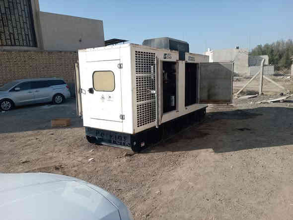 مولدات بيركنز عدد ٢حجم المحرك ١٥٠٦ بلاديات ٢٥٠ كيفي كواتم المكان الناصريه الاتصال على الأرقام *********** او *********** واتساب على الاثير الجاد يتصل
