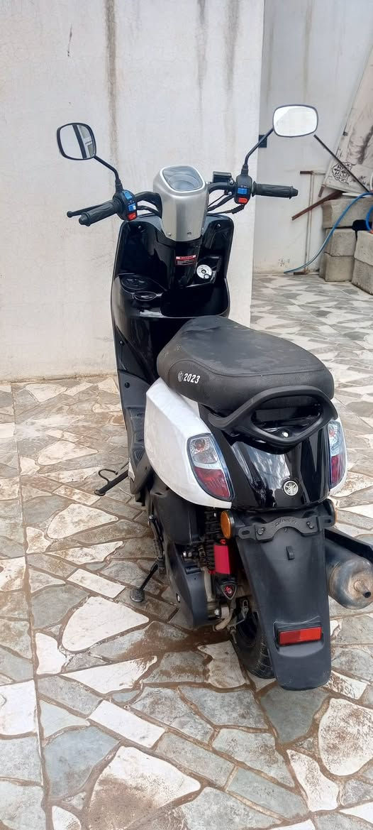 موطور للبيع كله شغال شرط اخو جديد سعر 950وبي مجال رقمي ***********
