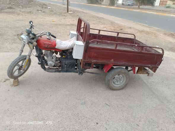 سلمو عليكم بصراويه  ستوته البيع موديل 12محرك 24صبانه ما مطخوخ ركبه شاصي محرك اكسن ستوته خير من الله من كلشي مكفوله سعره 850بيهه مجال بصيط حي العسكري شركه طارق ***********
