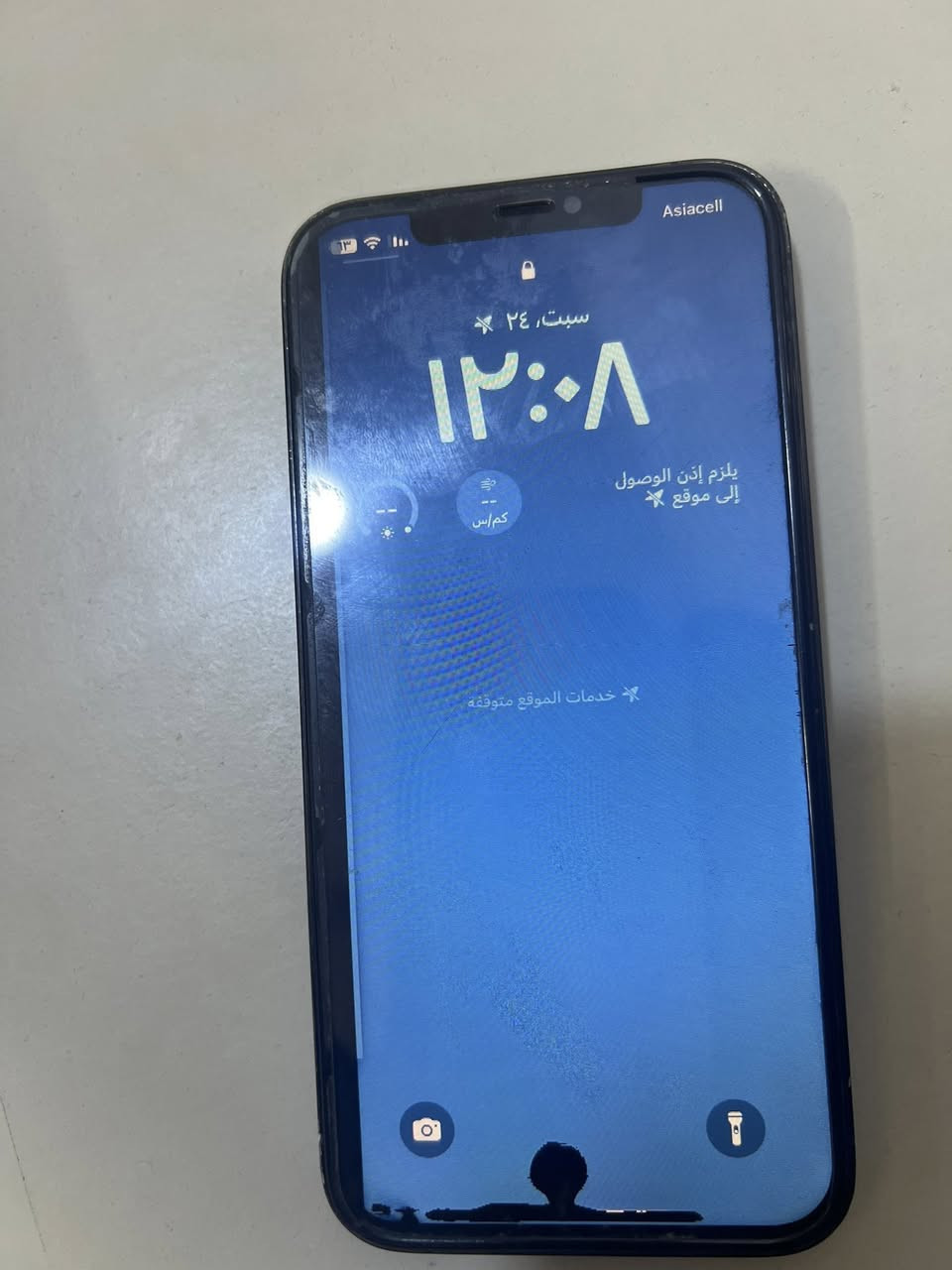 آيفون 12 برو ماكس البيع بسعر 345 وبي مجال بي ضربه خفيفه. بنهايت شاشه مثل ما مبينه *********** ذاكره 128 بطاريه 80
