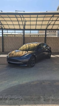 موديل 3 ستاندر بلس • ٢٠٢٢ • ٦٠ الف مايل