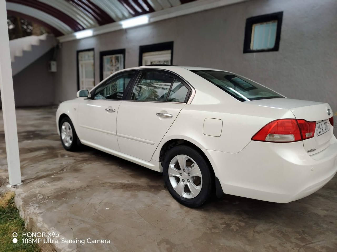 السلام عليكم للبيع اوبتمه 2009 خليجي فول مواصفات سياره جاهزه من كلشي رقم التلفون***********
