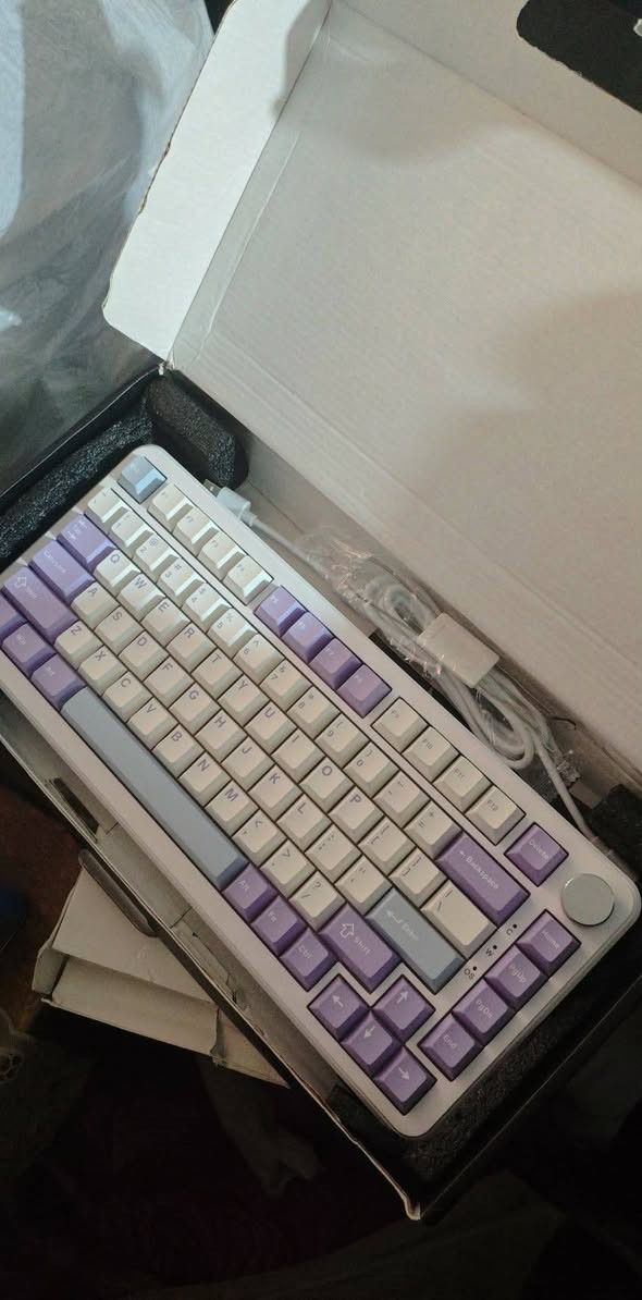 ب35الف على اول تم 
للتواصل يرجى مراسلتي على الماسنجر 
او على الرقم ***********
